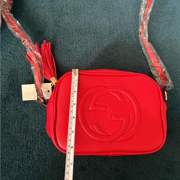 NWOT Inspired Fashion Red Crossbody Bag - Picture 9 of 10
